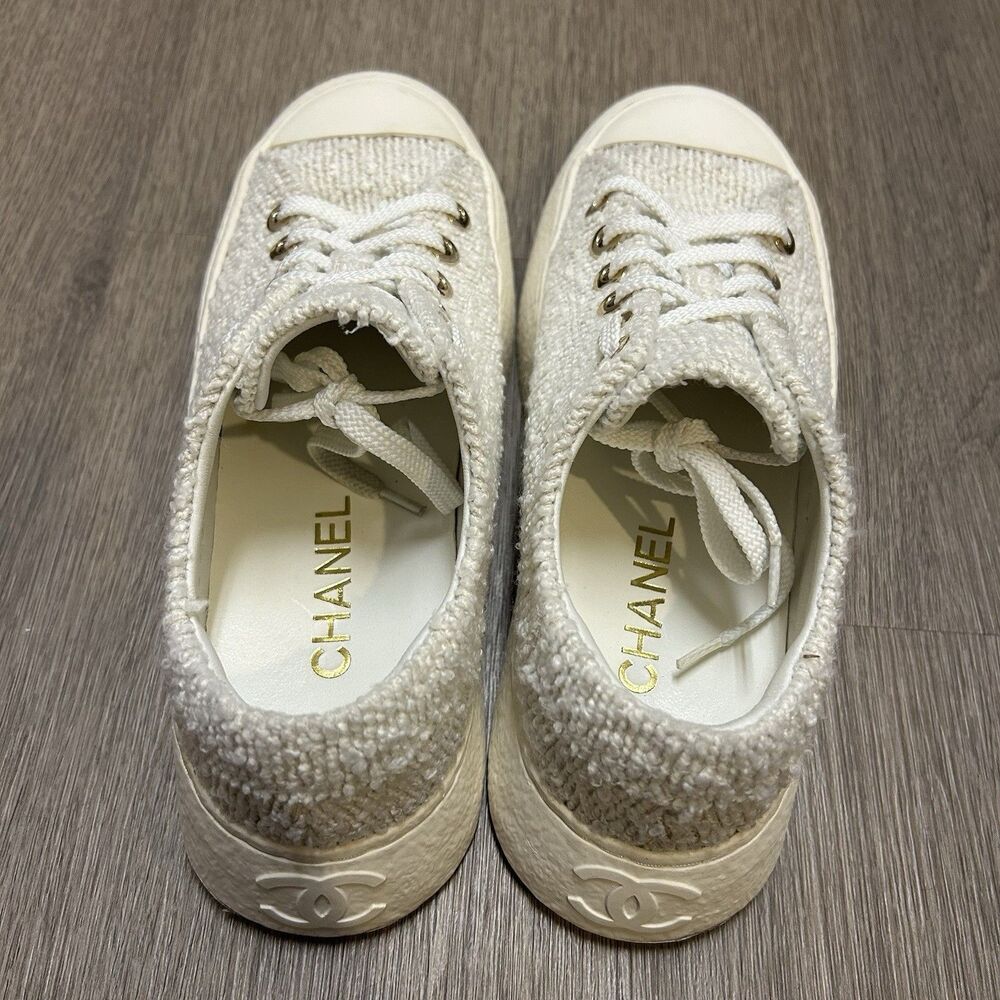 Chanel 24P Tweed Low Top Sneakers Shoes White Gold Eyelets Women's Size 39 - Picture 9 of 13